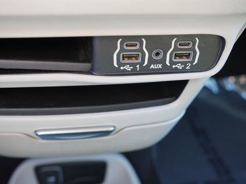 Certified 2023 Chrysler Voyager LX FWD image 31