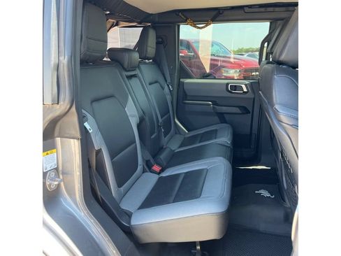 Used 2024 Ford Bronco Big Bend w/ Sasquatch Package AWD/4WD image 13