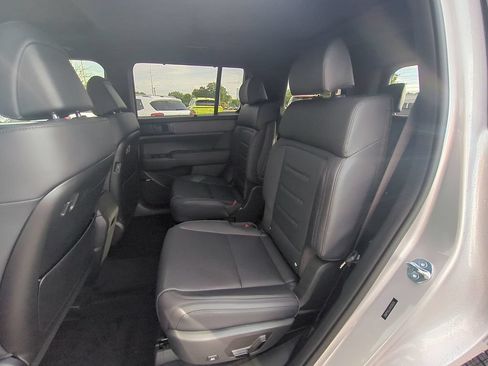 New 2027 Hyundai Santa Fe Calligraphy FWD image 17