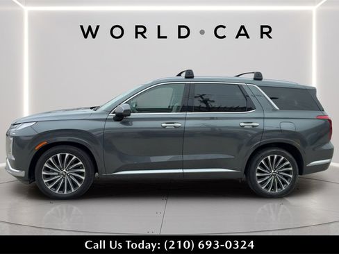 Used 2024 Hyundai Palisade Calligraphy image 5