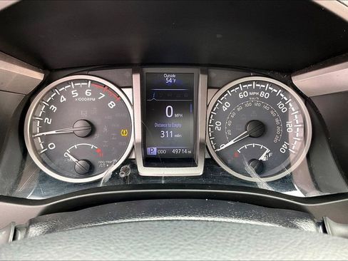 Used 2019 Toyota Tacoma SR5 image 12