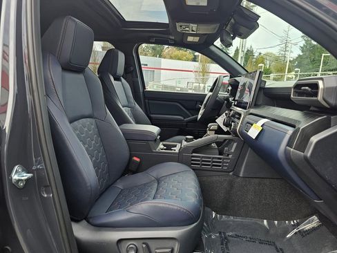 New 2026 Toyota 4Runner 4WD image 10