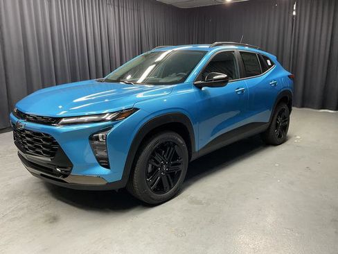 New 2026 Chevrolet Trax ACTIV FWD image 3