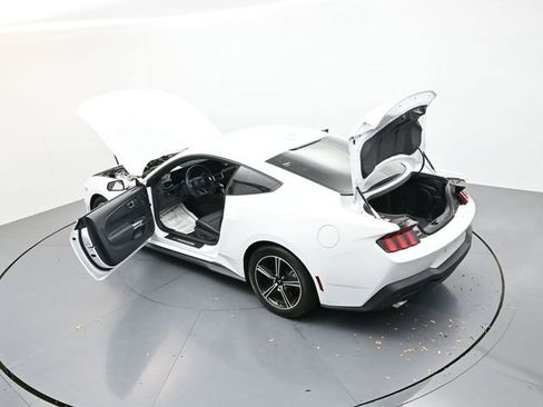 Used 2024 Ford Mustang Premium image 41