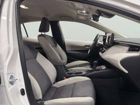 Used 2024 Toyota Corolla LE image 19