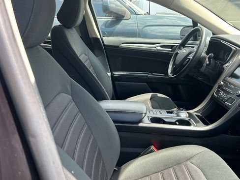 Used 2020 Ford Fusion SE FWD image 17