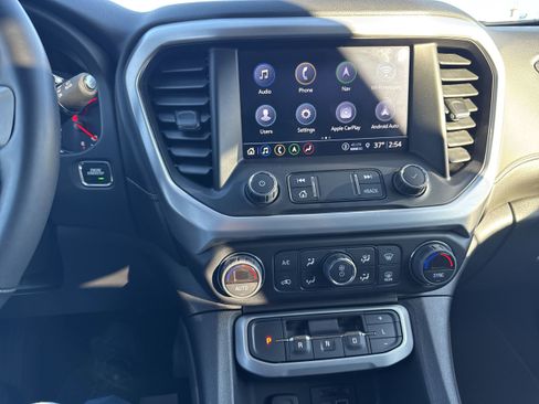 Used 2023 GMC Acadia SLT w/ Elevation Edition image 18