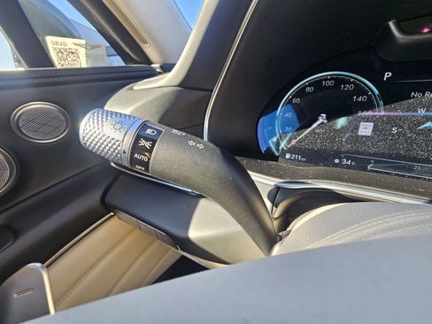 Used 2024 Genesis GV80 3.5T w/ Prestige Package image 22