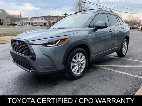 Used 2023 Toyota Corolla Cross LE w/ Moonroof Package AWD/4WD image 8