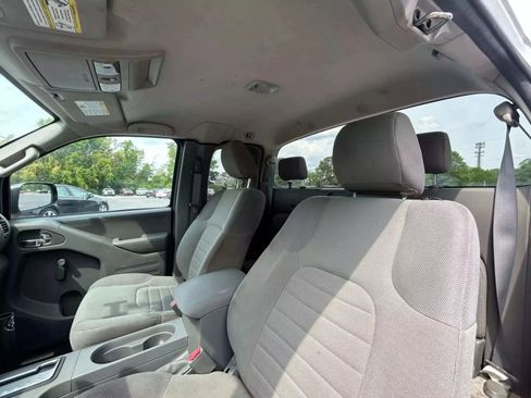 Used 2017 Nissan Frontier S image 23