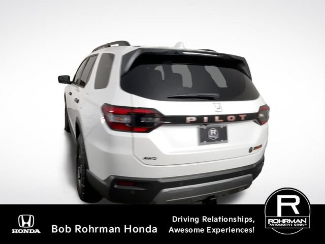 New 2026 Honda Pilot TrailSport image 7