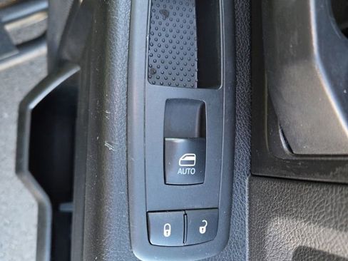 Used 2019 RAM 1500 Express w/ Express Value Package image 31