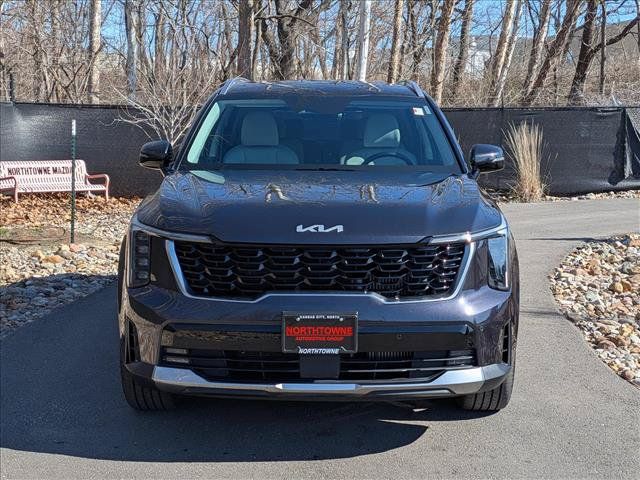 Used 2025 Kia Sorento EX FWD image 9