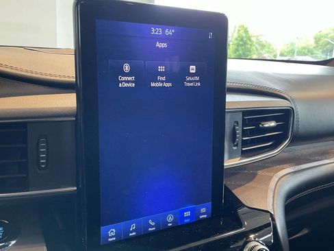 Used 2021 Ford Explorer Platinum w/ Equipment Group 601A AWD/4WD image 27
