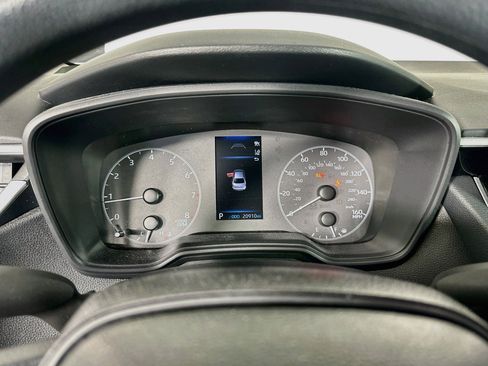 Used 2025 Toyota Corolla LE FWD image 18