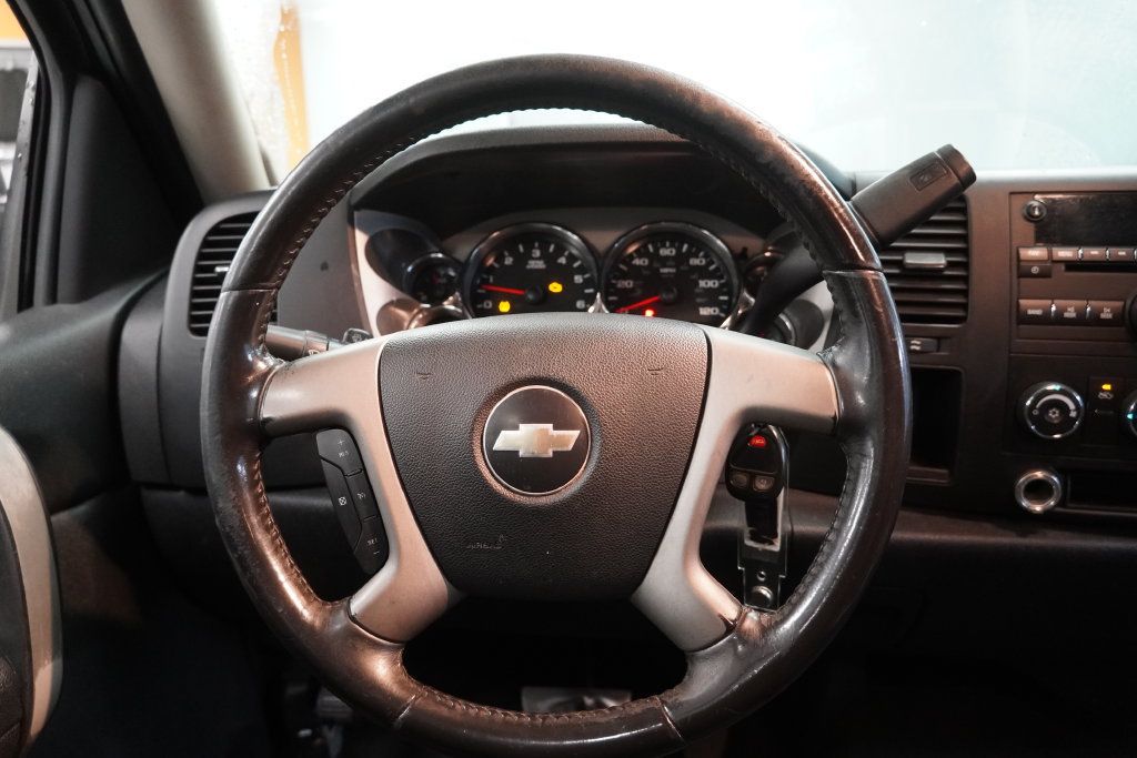 Used 2008 Chevrolet Silverado 1500 LT w/ Power Pack Plus RWD image 17