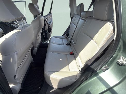 Used 2015 Subaru Forester 2.5i Limited w/ Popular Package #2 AWD/4WD image 31