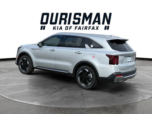 New 2025 Kia Sorento EX image 4