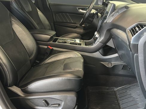 Used 2022 Ford Edge ST w/ Cargo Accessory Package AWD/4WD image 22