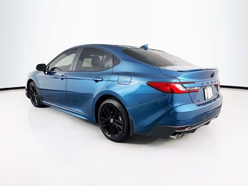 Used 2026 Toyota Camry SE w/ Convenience Package image 7