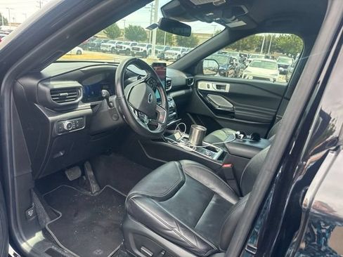 Used 2022 Ford Explorer ST w/ Equipment Group 401A AWD/4WD image 5