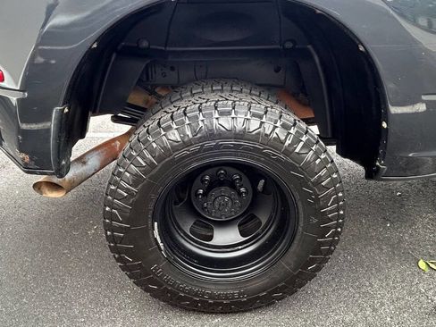 Used 2017 RAM 3500 Tradesman w/ Chrome Appearance Group image 25