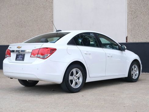 Used 2015 Chevrolet Cruze LT w/ Enhanced Safety Package FWD image 15