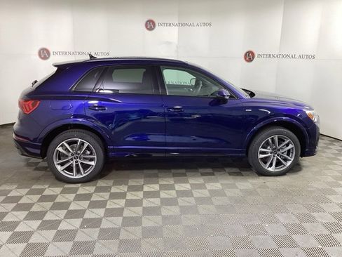 Certified 2025 Audi Q3 2.0T Premium w/ Convenience Package image 4