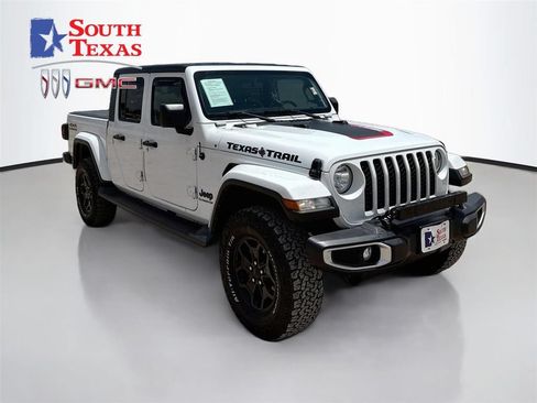 Used 2021 Jeep Gladiator Sport AWD/4WD image 1