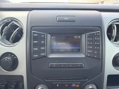 Used 2014 Ford F150 XLT w/ Equipment Group 302A Luxury AWD/4WD image 18