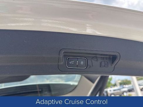 Certified 2026 Ford Explorer Active w/ Active Comfort Package RWD image 8