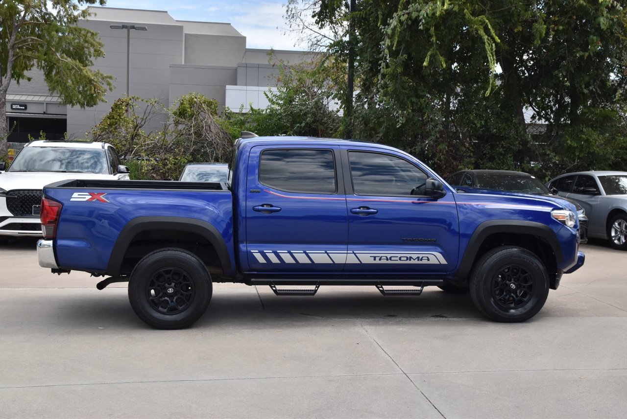 Used 2023 Toyota Tacoma SR5 RWD image 6