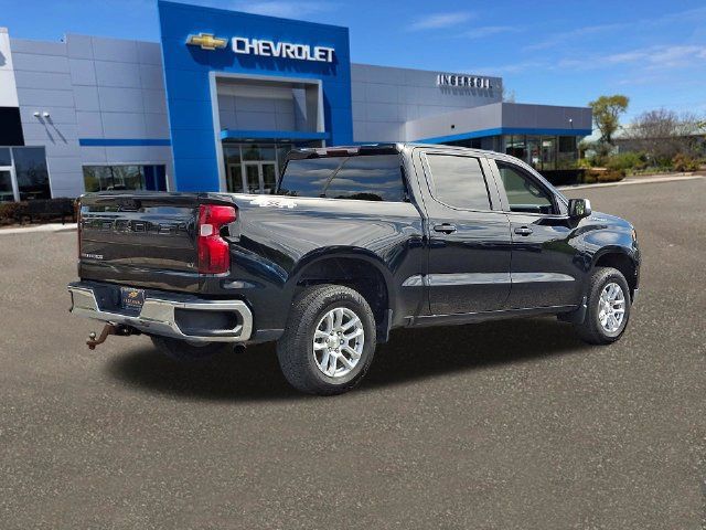 Used 2022 Chevrolet Silverado 1500 LT AWD/4WD image 27