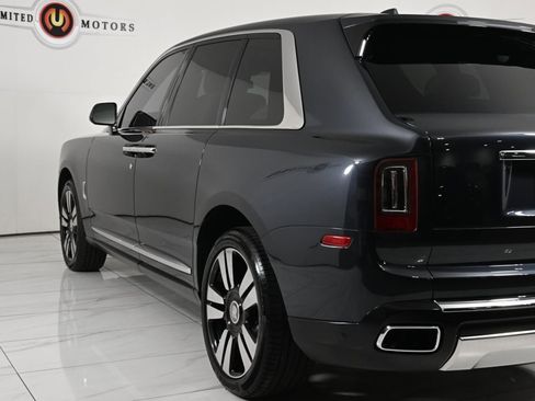 Used 2019 Rolls-Royce Cullinan image 36