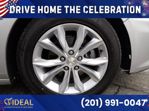 Used 2020 Chevrolet Malibu LT FWD image 13