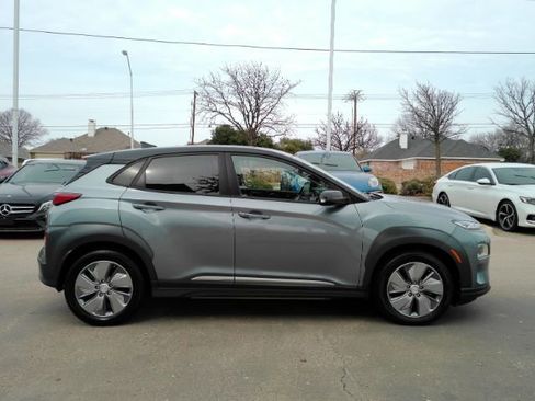 Used 2021 Hyundai Kona SEL w/ Cargo Package image 5