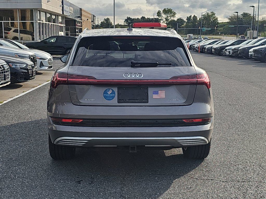 Used 2021 Audi e-tron Premium Plus AWD/4WD image 14