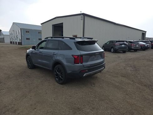Used 2023 Kia Sorento SX Prestige AWD/4WD image 10