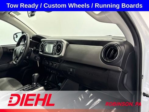 Used 2019 Toyota Tacoma SR5 RWD image 16