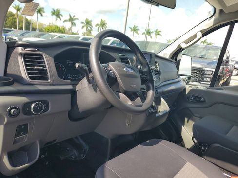 Used 2024 Ford Transit 250 w/ Exterior Upgrade Package image 9