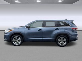 Used 2015 Toyota Highlander Limited Platinum video 2