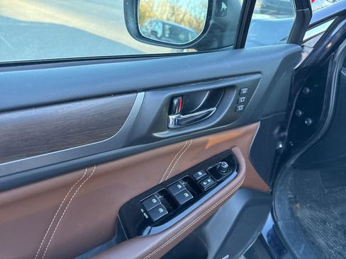 Used 2018 Subaru Outback 3.6R Touring w/ Protection Package #1 image 19