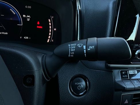 Used 2025 Toyota Camry LE image 35