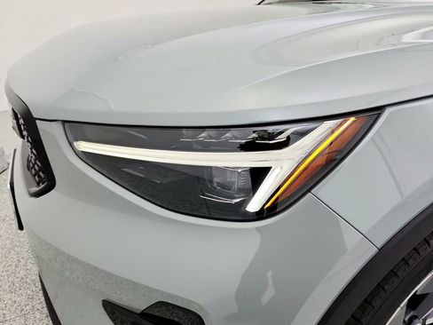 New 2026 Volvo XC40 B5 Plus w/ Protection Package Premier image 31