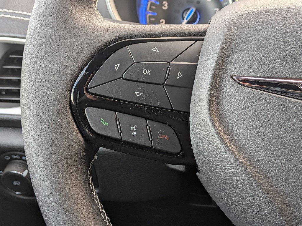 New 2026 Chrysler Pacifica Select w/ S Appearance Package AWD/4WD image 12