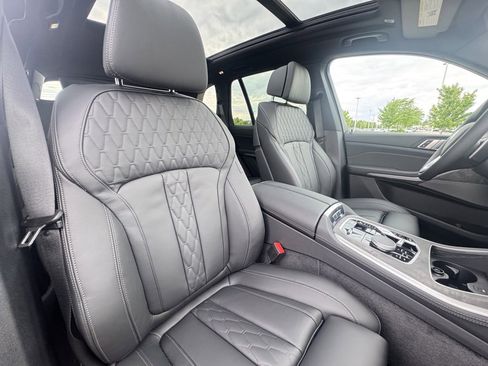 Used 2026 BMW X5 xDrive50e w/ Premium Package image 25