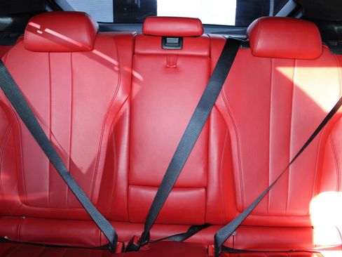 Used 2018 BMW X6 M w/ Executive Package image 14