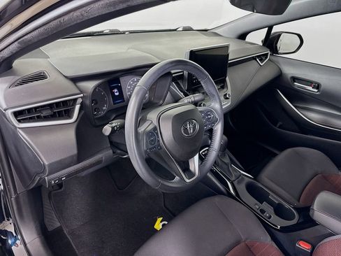 Used 2023 Toyota Corolla SE image 9