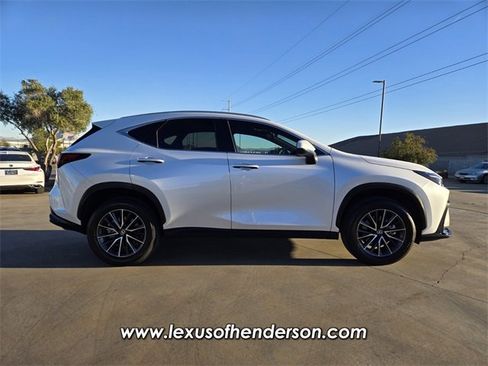 Certified 2025 Lexus NX 250 250 Premium image 8