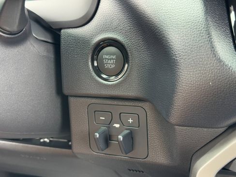 Used 2025 Toyota Tundra SR5 image 19